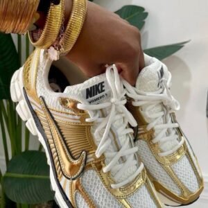 Nike vomero 5 Gold